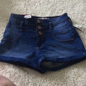 No Boundaries high waisted jean shorts